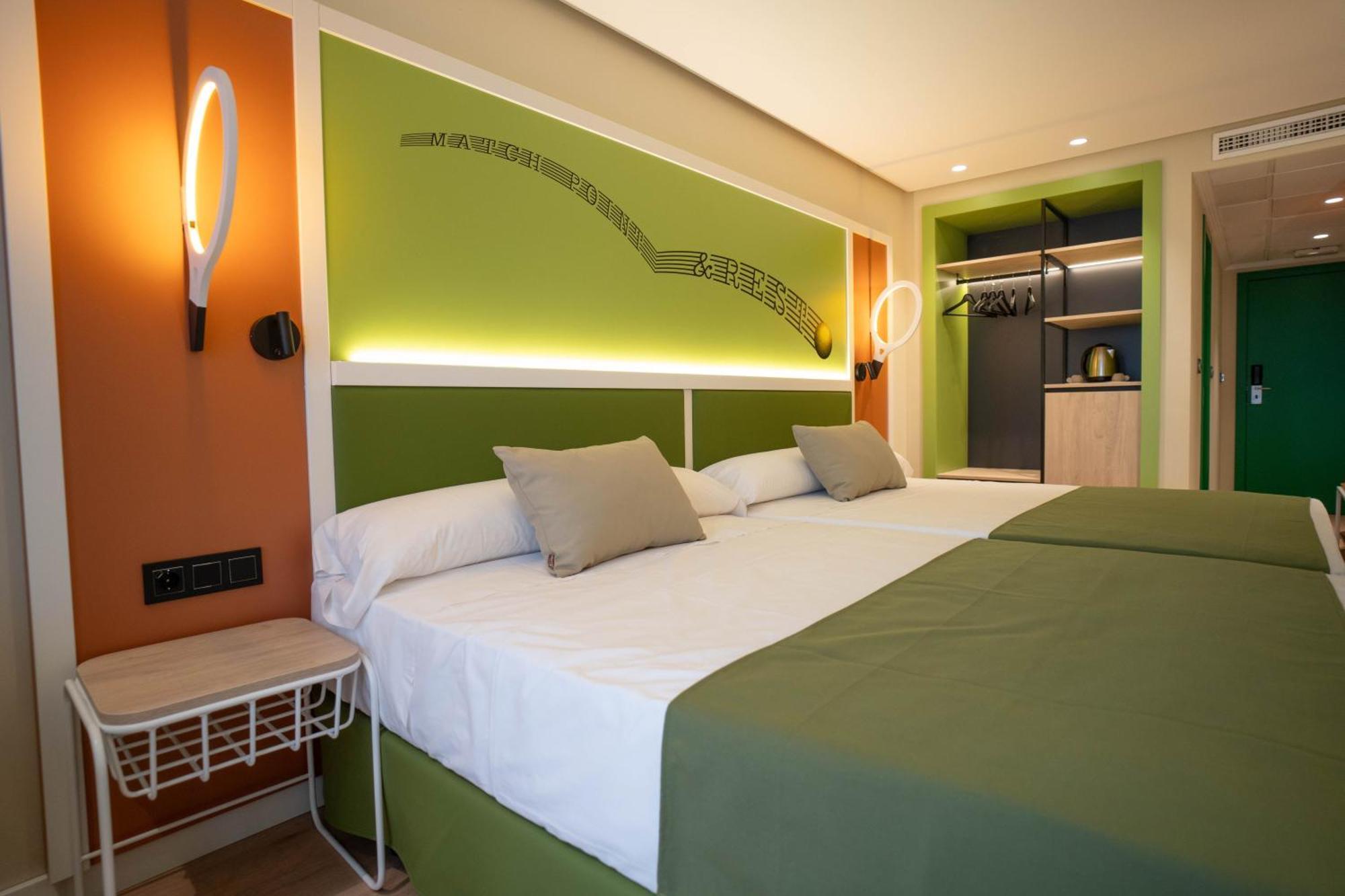 Hotel Magic Sports 4 Oropesa del Mar Buitenkant foto